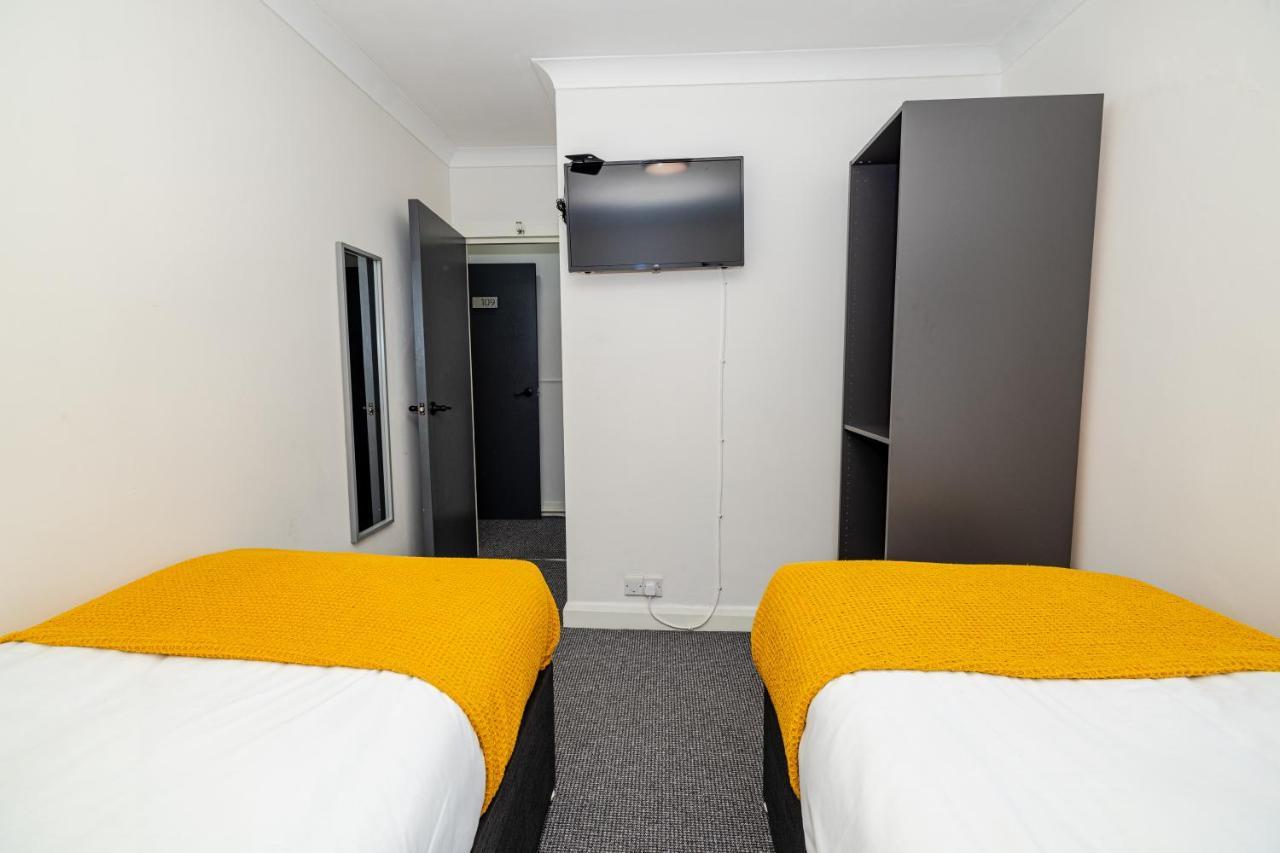 Woodford Hotel Londra Dış mekan fotoğraf