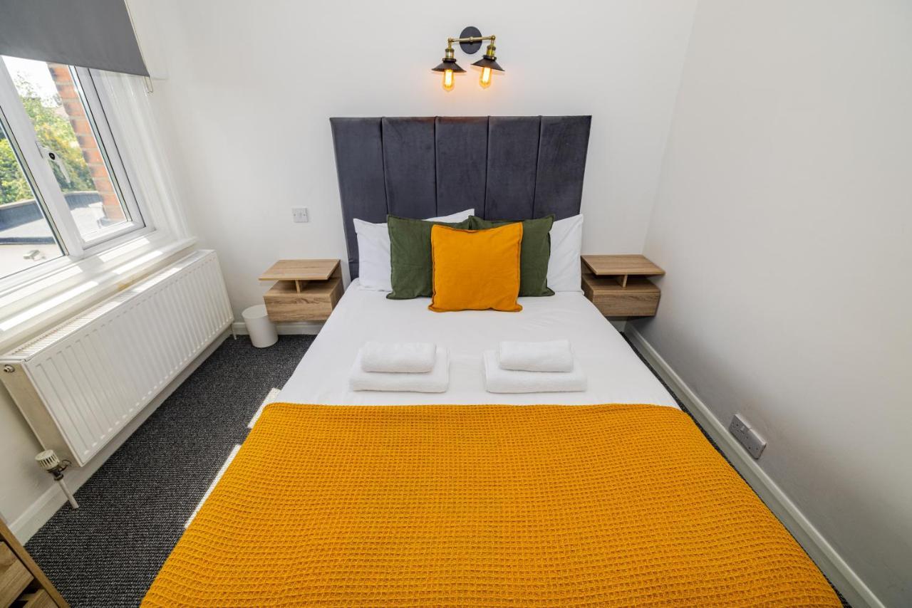 Woodford Hotel Londra Dış mekan fotoğraf