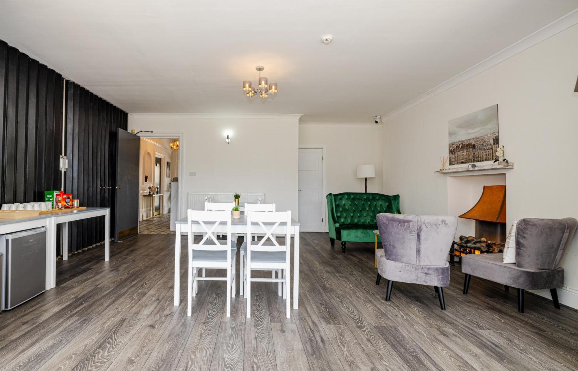Woodford Hotel Londra Dış mekan fotoğraf