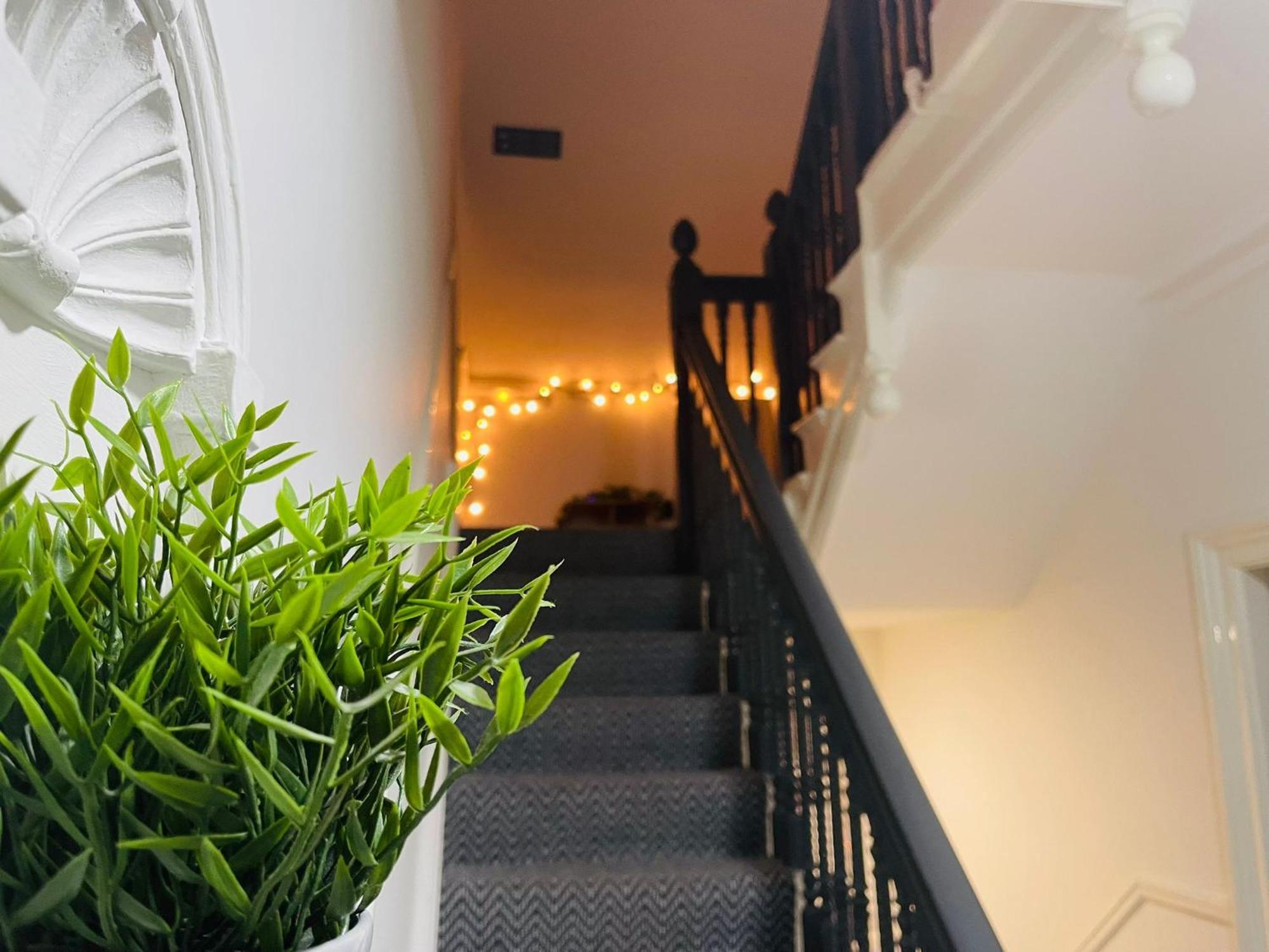 Woodford Hotel Londra Dış mekan fotoğraf